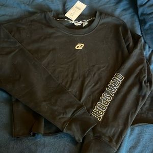 DKNY cropped sweatshirt L